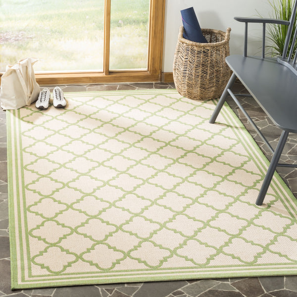 Safavieh Linden 121 PowerLoomed 100% Polypropylene Pile Indoor/ Outdoor Rug LND121V-5