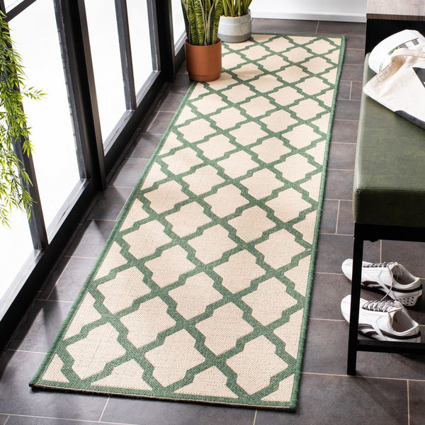 Safavieh Linden 122 PowerLoomed 100% Polypropylene Pile Indoor/ Outdoor Rug LND122W-9