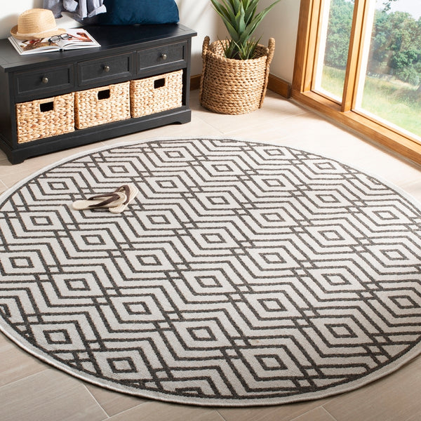 Safavieh Linden 126 PowerLoomed 100% Polypropylene Pile Indoor/ Outdoor Rug LND126A-5