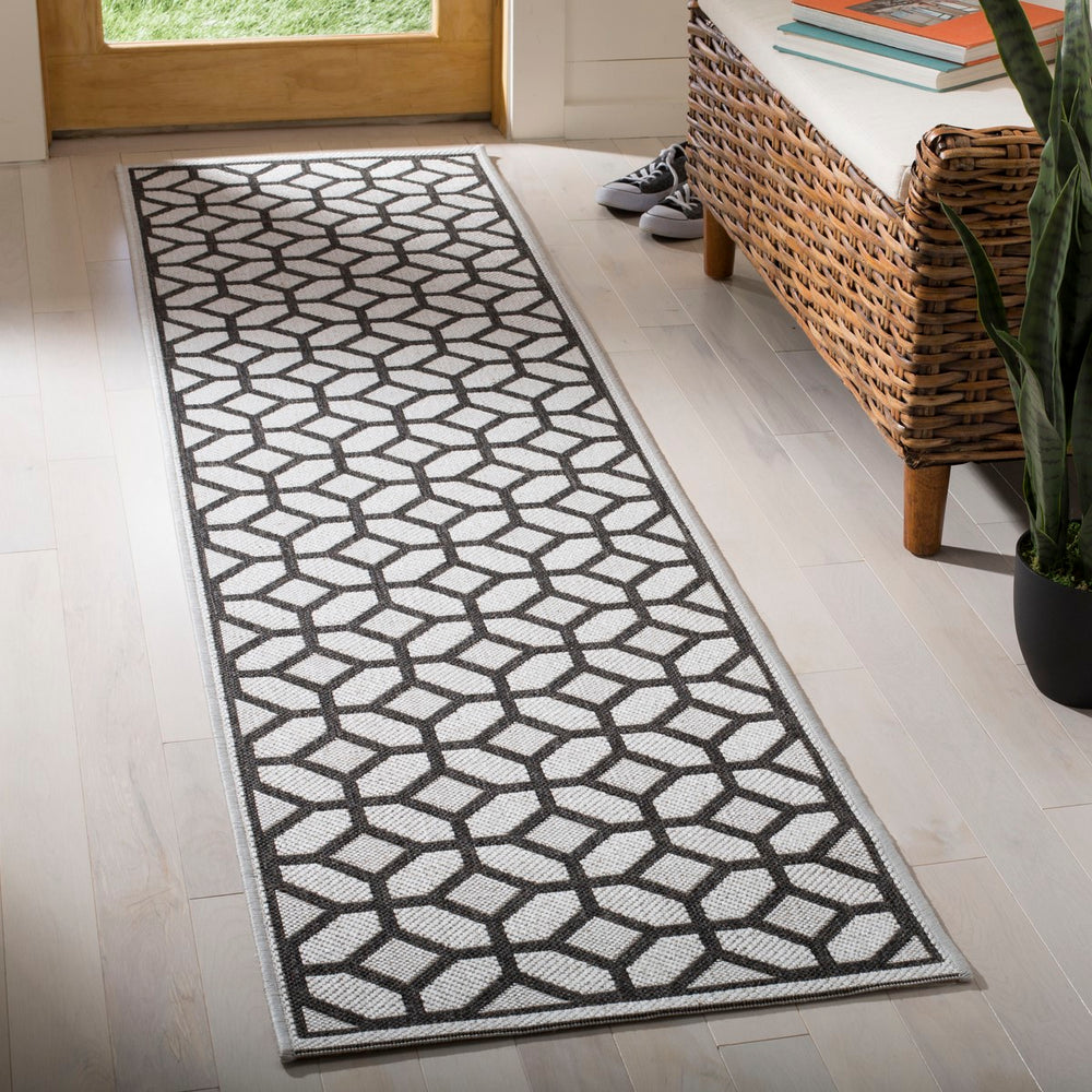 Safavieh Linden LND127 Power Loomed Rug