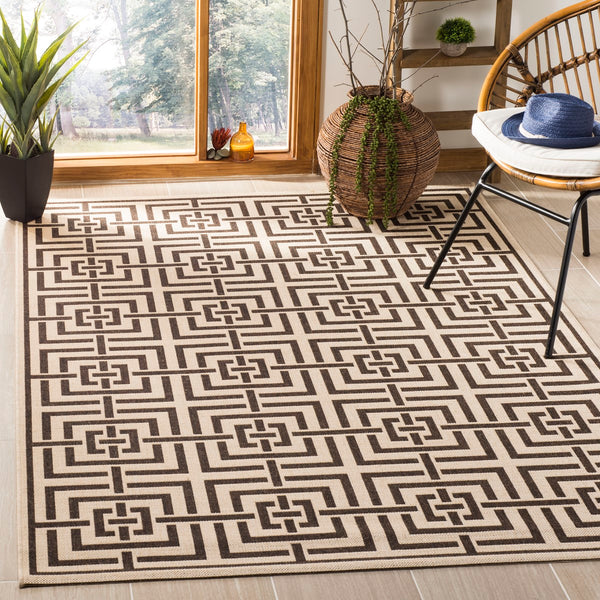 Safavieh Linden LND128 Power Loomed Rug