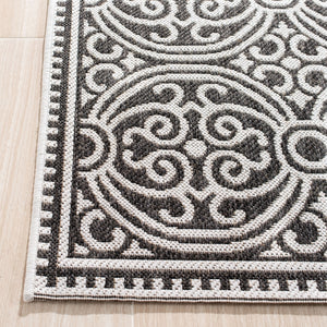 Safavieh Linden 134 PowerLoomed 100% Polypropylene Pile Indoor/ Outdoor Rug LND134A-8SQ