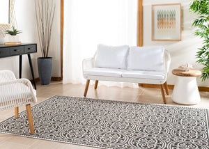 Safavieh Linden 134 PowerLoomed 100% Polypropylene Pile Indoor/ Outdoor Rug LND134A-8SQ