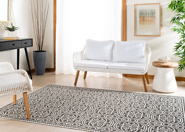 Safavieh Linden 134 PowerLoomed 100% Polypropylene Pile Indoor/ Outdoor Rug LND134A-8SQ