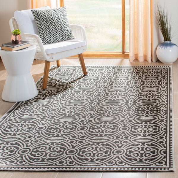 Safavieh Linden 134 PowerLoomed 100% Polypropylene Pile Indoor/ Outdoor Rug LND134A-8SQ