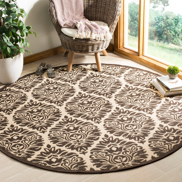 Safavieh Linden LND135 Power Loomed Rug