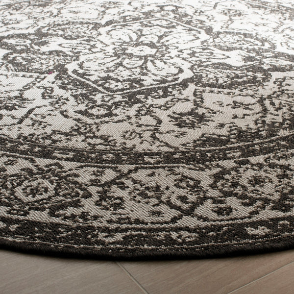 Safavieh Linden 137 PowerLoomed 100% Polypropylene Pile Indoor/ Outdoor Rug LND137A-8SQ