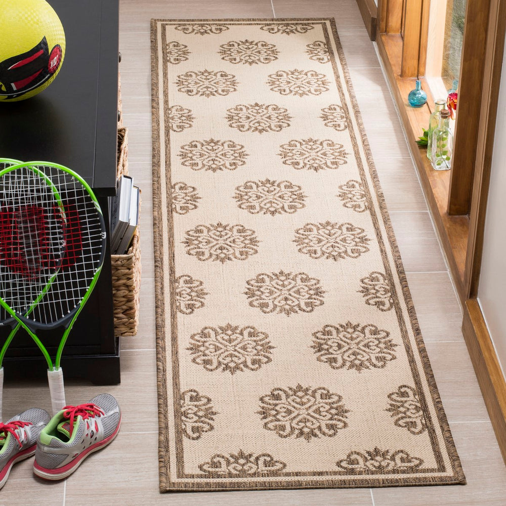 Safavieh Linden LND181 Power Loomed Rug