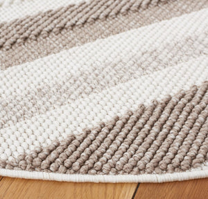 Safavieh Lotus 101 Transitional Power Loomed Rug Ivory / Beige LOT101A-9