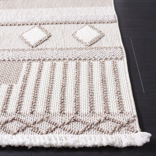 Safavieh Lotus 103 Transitional Power Loomed Rug Ivory / Beige LOT103A-9