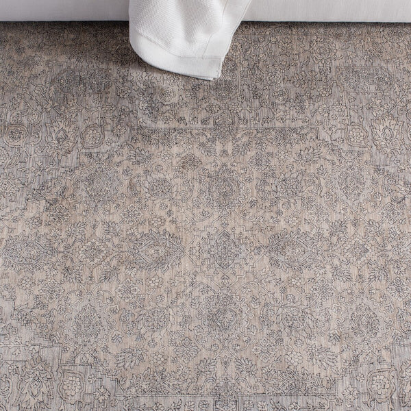 Safavieh Heirloom 100% Polyester Power Loomed Transitional Rug LRL1980F-8