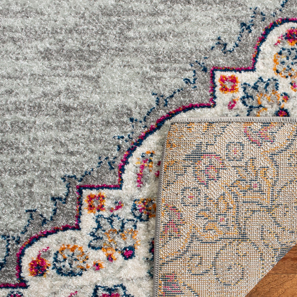 Safavieh Madison MAD153 Power Loomed Rug