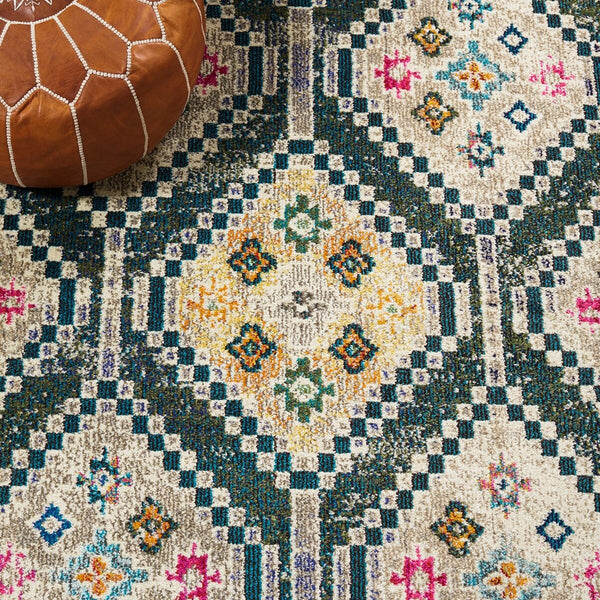 Safavieh Madison 481 Flat Weave Polypropylene Transitional Rug MAD481Y-7SQ