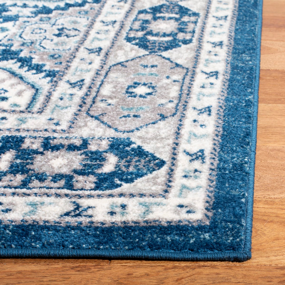 Safavieh Madison MAD501 Power Loomed Rug