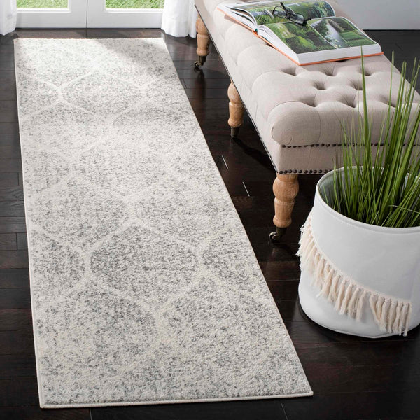 Safavieh Madison 604 Polypropylene Pile Polypropylene Pile Rug MAD604B-4