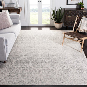 Safavieh Madison 604 Polypropylene Pile Polypropylene Pile Contemporary Rug MAD604B-9SQ