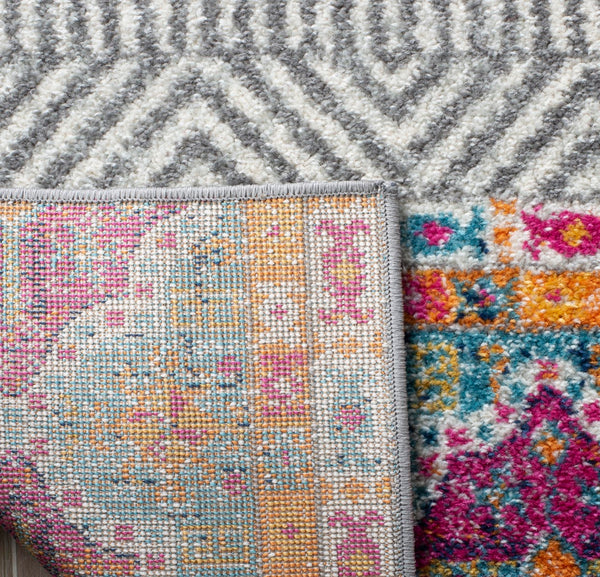 Safavieh Madison MAD797 Power Loomed Rug