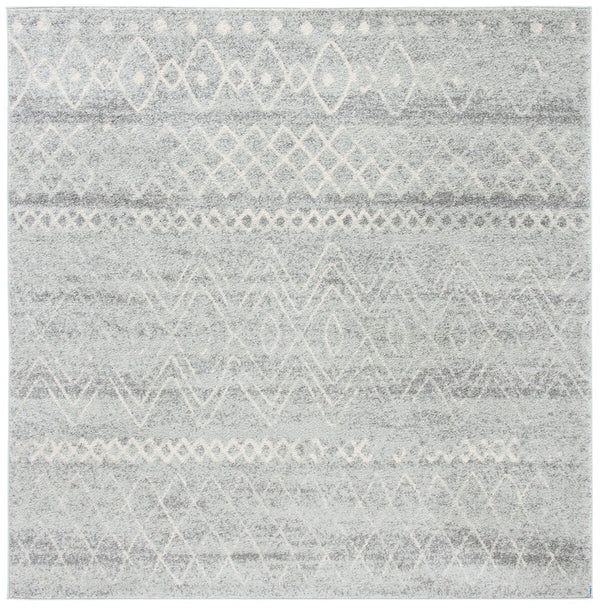 Madison 700 Madison 798 Bohemian Power Loomed 65% Polypropylene 21% Jute 7% Polyester 7% Cotton Rug Silver / Ivory
