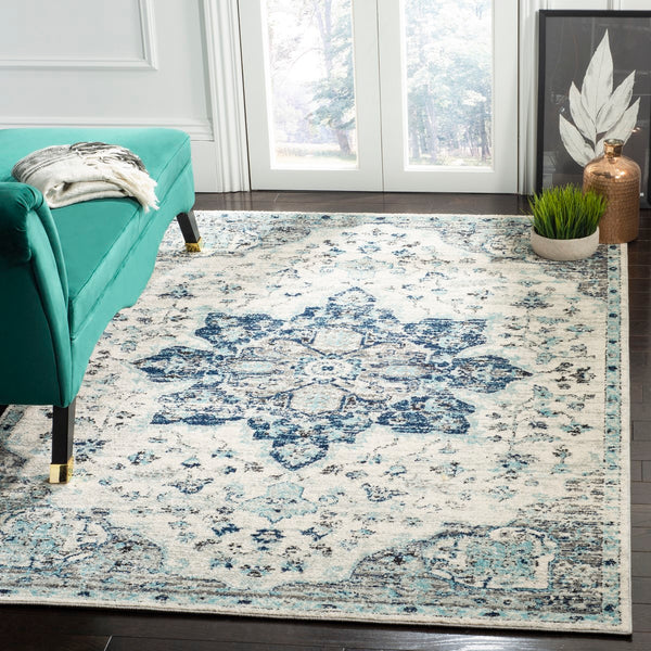 Safavieh Madison MAD921 Power Loomed Rug