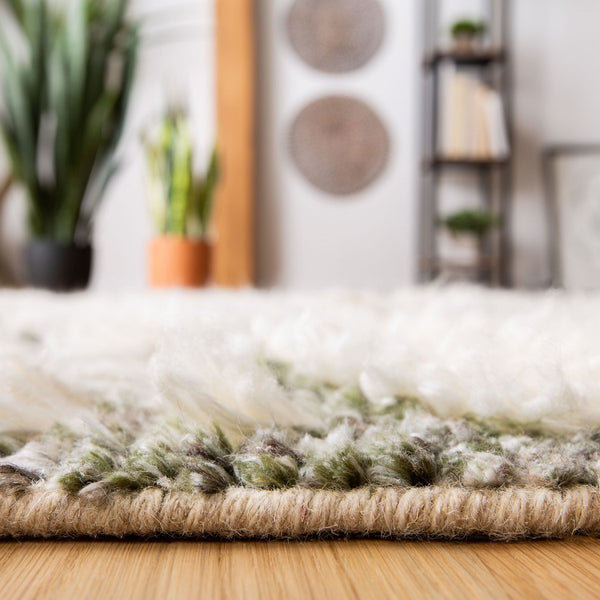 Safavieh Manhattan MAN463 Hand Knotted Rug