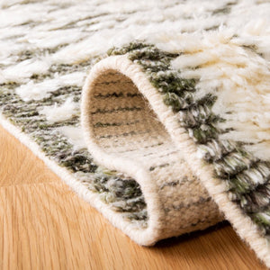 Safavieh Manhattan MAN463 Hand Knotted Rug