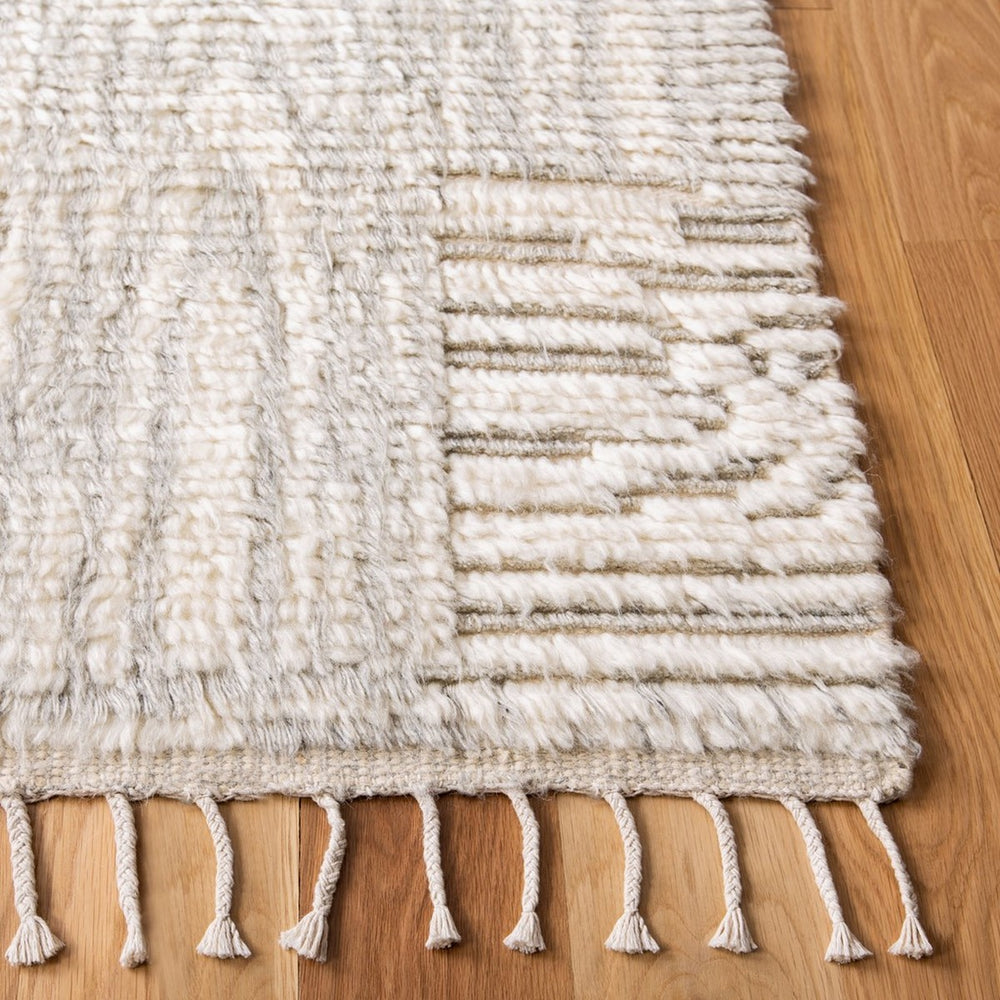 Safavieh Manhattan 464 With Tassel Hand Knotted 80% Wool and 20% Viscose Contemporary Rug MAN464F-6