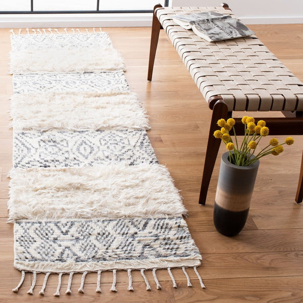 Safavieh Manhattan 467 With Tassel Hand Knotted 80% Wool and 20% Viscose Contemporary Rug MAN467F-6