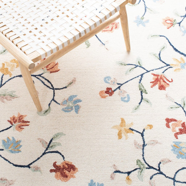 Safavieh Metro Hand Tufted Wool and Cotton with Latex Rug MET120A-8