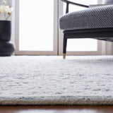 Safavieh Metro 156 40% Wool, 40% Polyester, 20% Cotton Hand Tufted Rug MET156Q-8