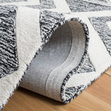 Safavieh Metro 254 Hand Tufted Wool and Cotton with Latex Bohemian Rug MET254A-8