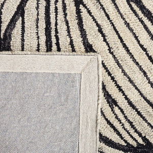 Safavieh Metro 451 Hand Tufted Wool and Cotton with Latex Contemporary Rug MET451Z-8