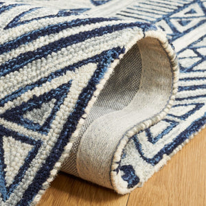 Safavieh Metro 452 Hand Tufted Wool and Cotton with Latex Contemporary Rug MET452M-8