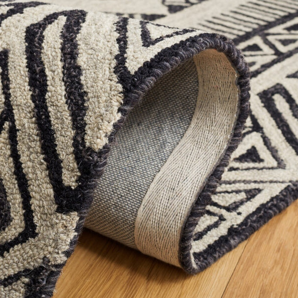 Safavieh Metro 452 Hand Tufted Wool and Cotton with Latex Contemporary Rug MET452Z-8