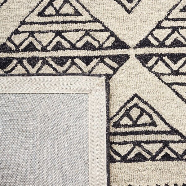 Safavieh Metro 452 Hand Tufted Wool and Cotton with Latex Contemporary Rug MET452Z-8