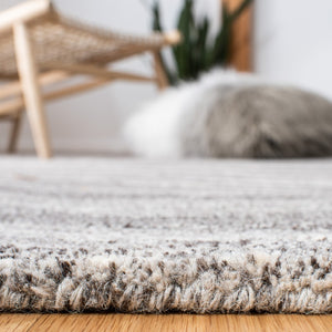 Safavieh Metro 505 Hand Tufted Wool and Cotton with Latex Rug MET505H-9