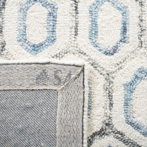 Safavieh Metro 704 Hand Tufted Wool and Cotton with Latex Contemporary Rug MET704A-8
