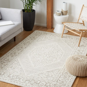 Safavieh Metro 706 Hand Tufted 80% Wool and 20% Cotton Rug MET706F-8