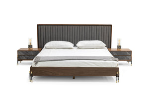 VIG Furniture Nova Domus Metcalf - Mid-Century Walnut & Grey California King Bed w/ Two Nightstands VGMABR-120-BRN-BED-CK