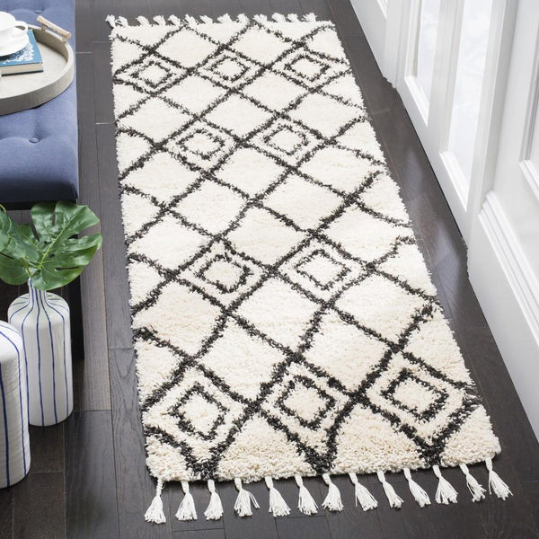 Safavieh Moroccan MFG244 Power Loomed Rug
