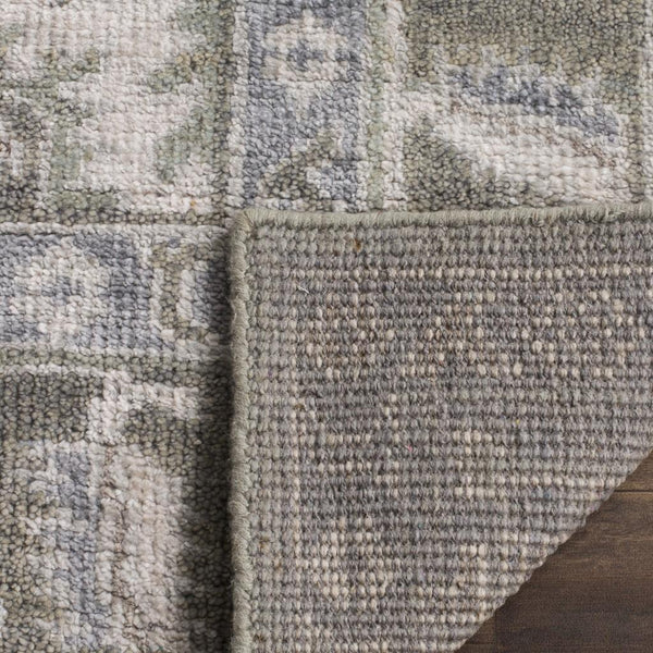 Safavieh Maharaja MHJ254 Hand Knotted Rug