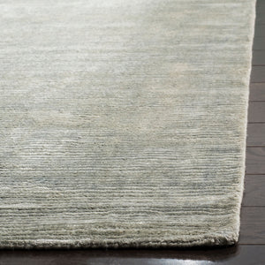 Safavieh Mirage MIR234 Hand Loomed Rug