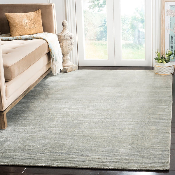 Safavieh Mirage MIR234 Hand Loomed Rug