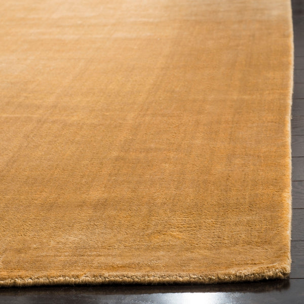 Safavieh Mirage MIR344 Hand Loomed Rug