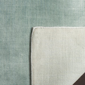 Safavieh Mirage MIR344 Hand Loomed Rug