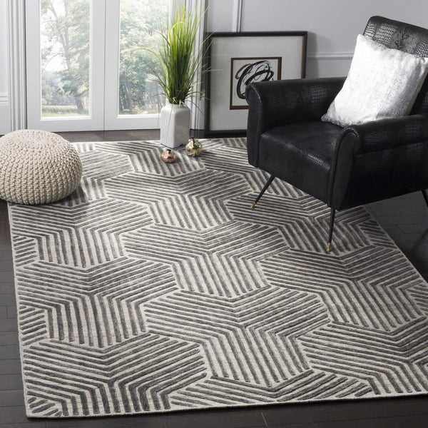 Safavieh Mirage MIR351 Hand Loomed Rug