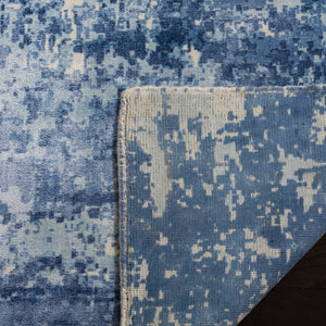 Safavieh Mirage MIR411 Hand Loomed Rug