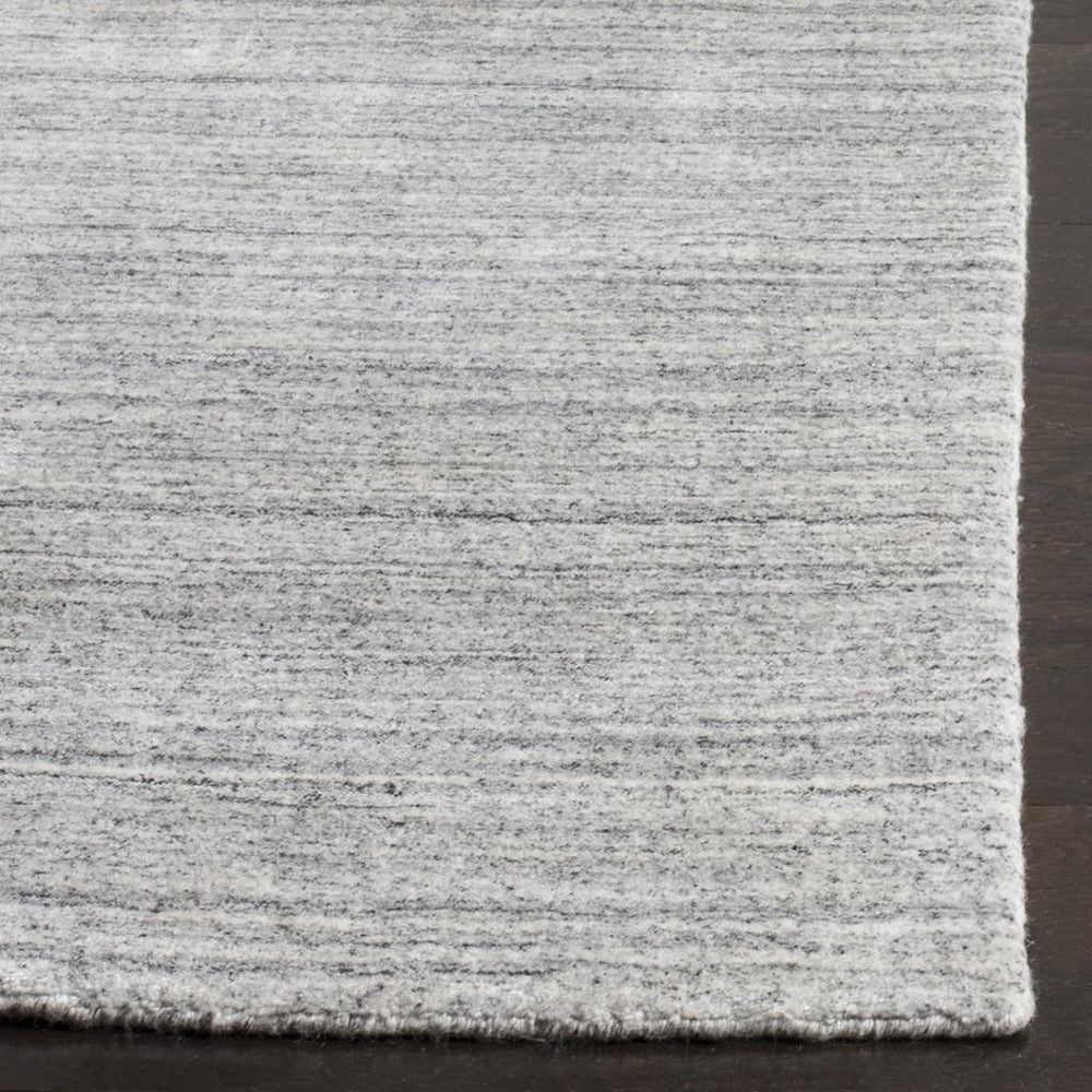 Safavieh Mirage MIR550 Hand Loomed Rug