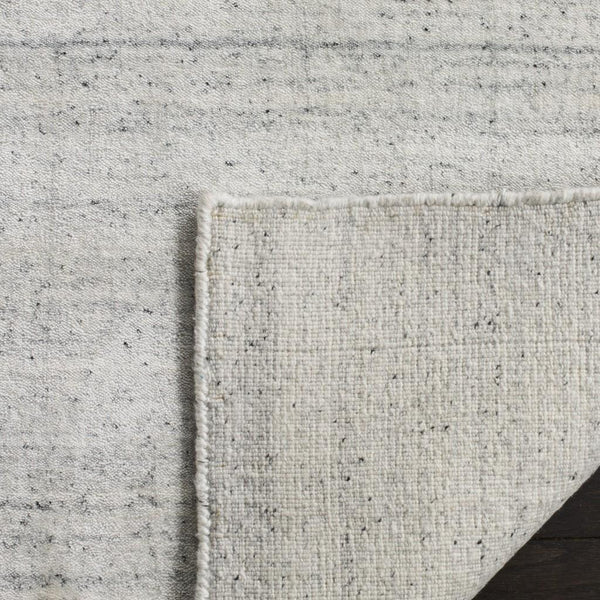 Safavieh Mirage MIR550 Hand Loomed Rug