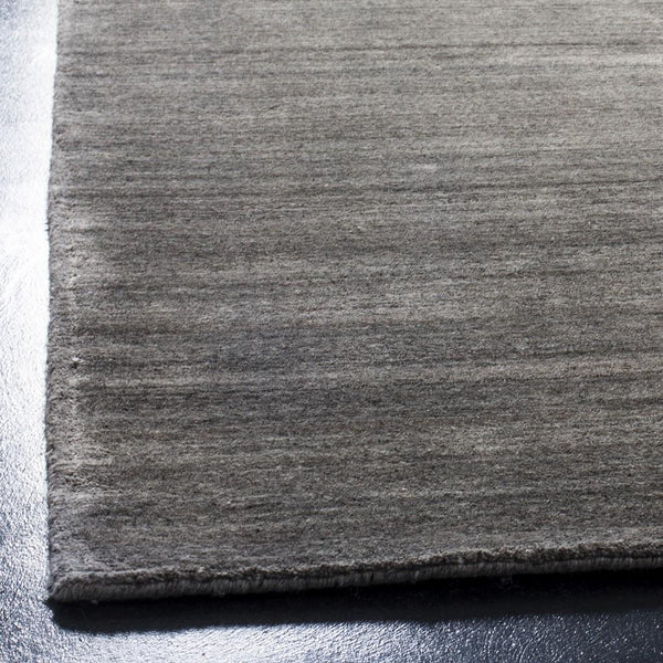 Safavieh Mirage 550 Hand Loomed 70% Wool and 30% Viscose Rug MIR550H-10