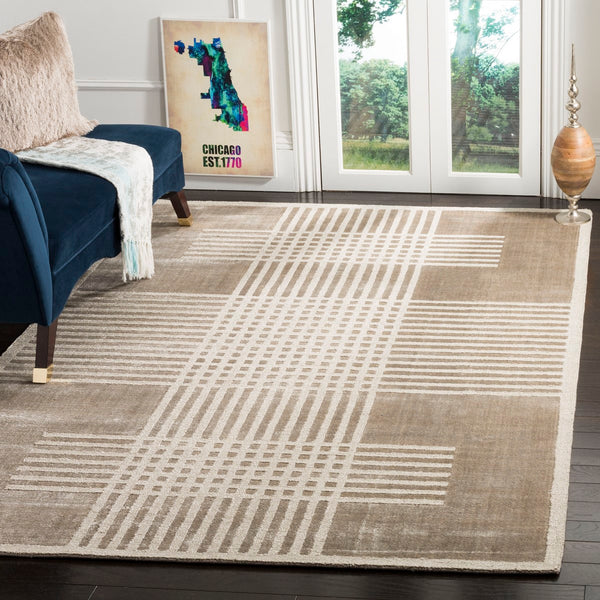 Safavieh Mirage MIR650 Hand Loomed Rug